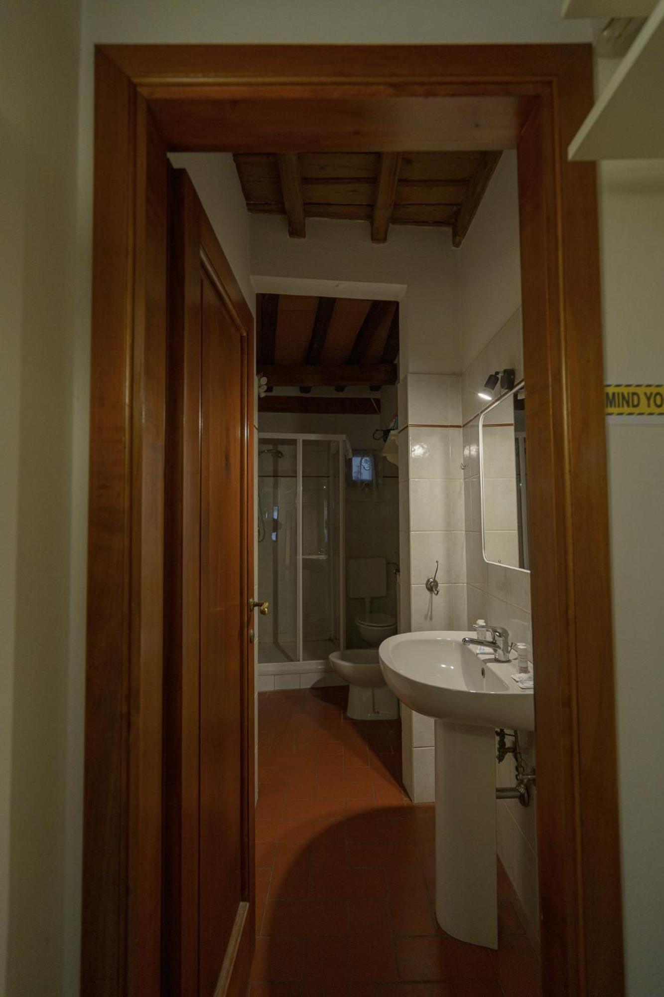 Traditional Florentine 1Br Apartment Close To Piazza Santa Croce Florenţa Exterior foto