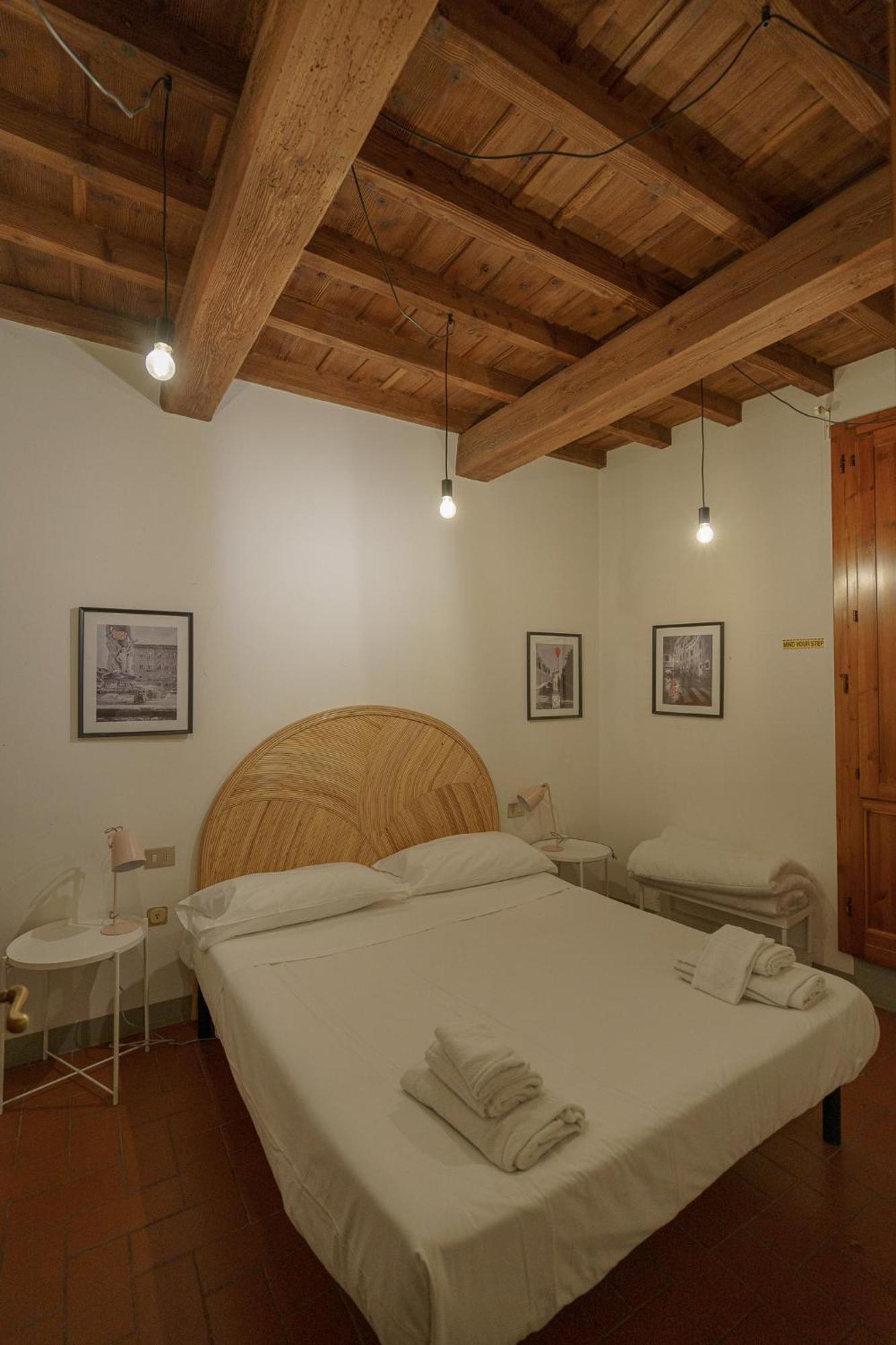 Traditional Florentine 1Br Apartment Close To Piazza Santa Croce Florenţa Exterior foto